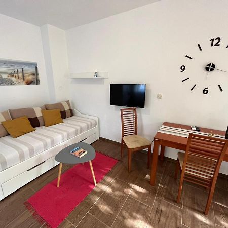Studio Apartman San 3 Лижнян Екстер'єр фото